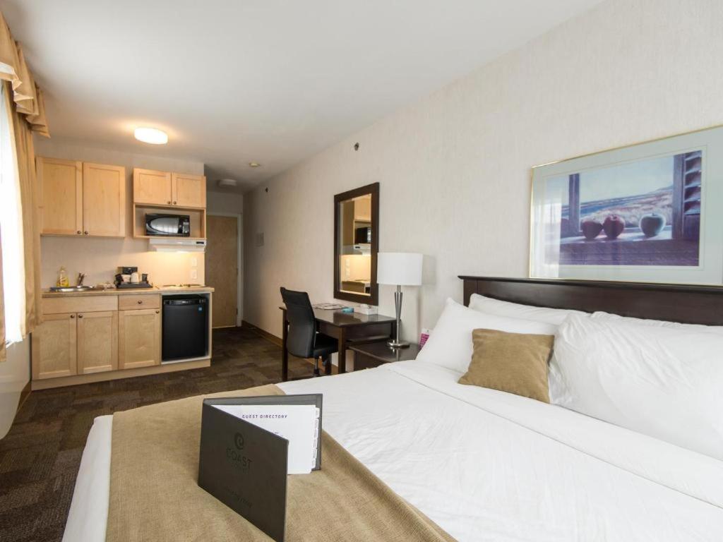 Coast High Country Inn Whitehorse Extérieur photo