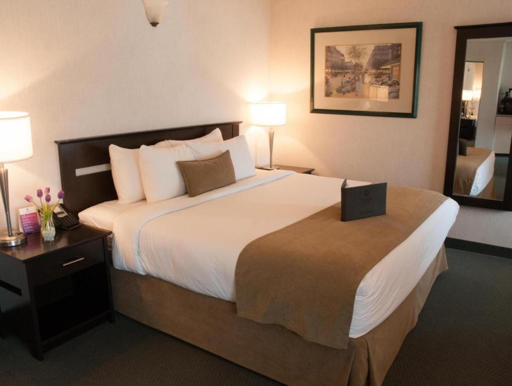 Coast High Country Inn Whitehorse Extérieur photo