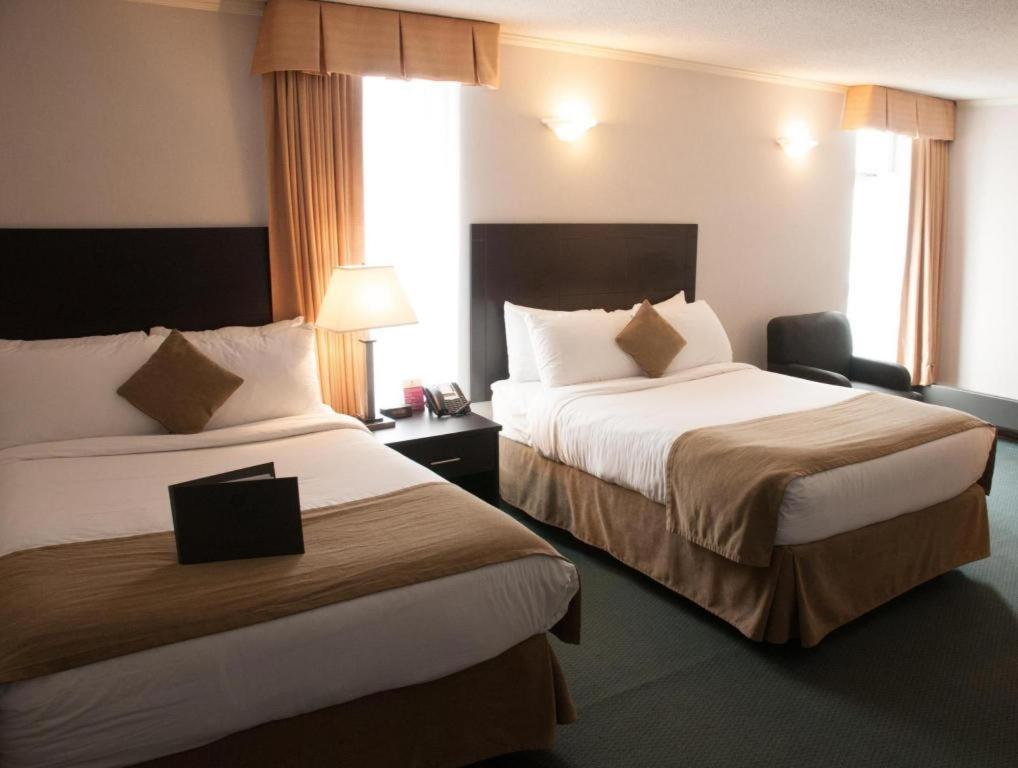 Coast High Country Inn Whitehorse Extérieur photo