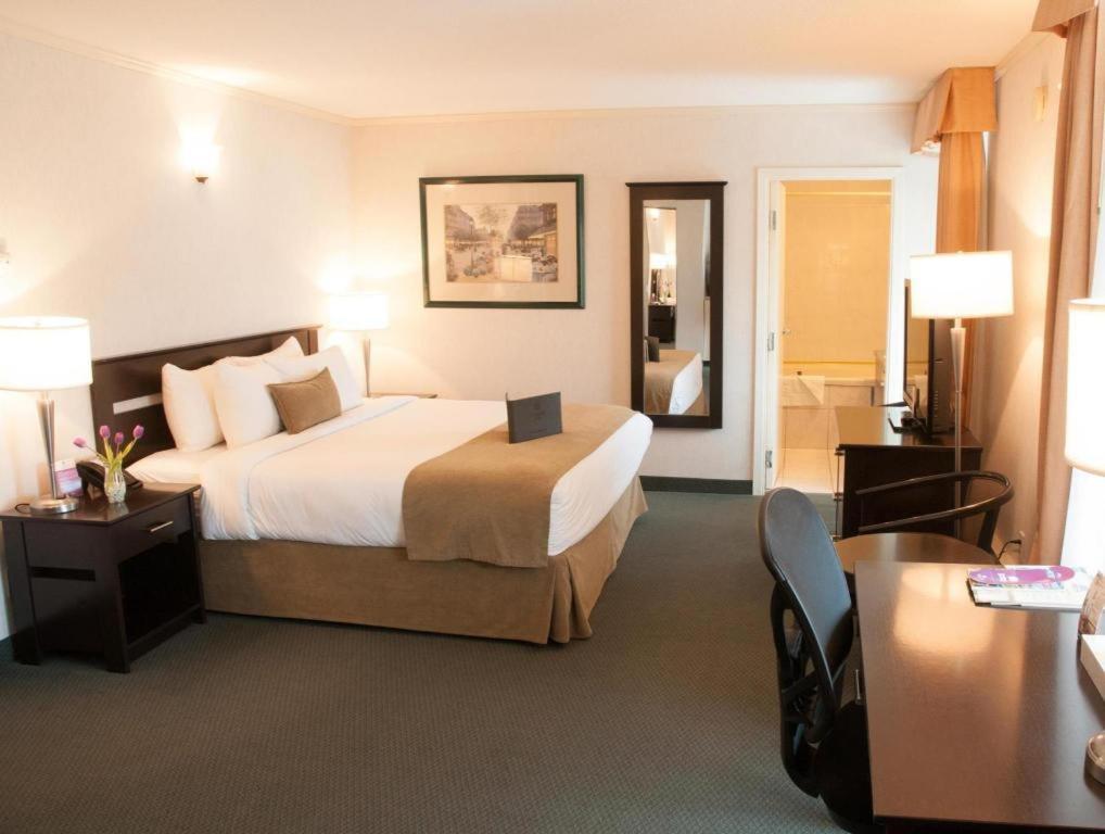 Coast High Country Inn Whitehorse Extérieur photo